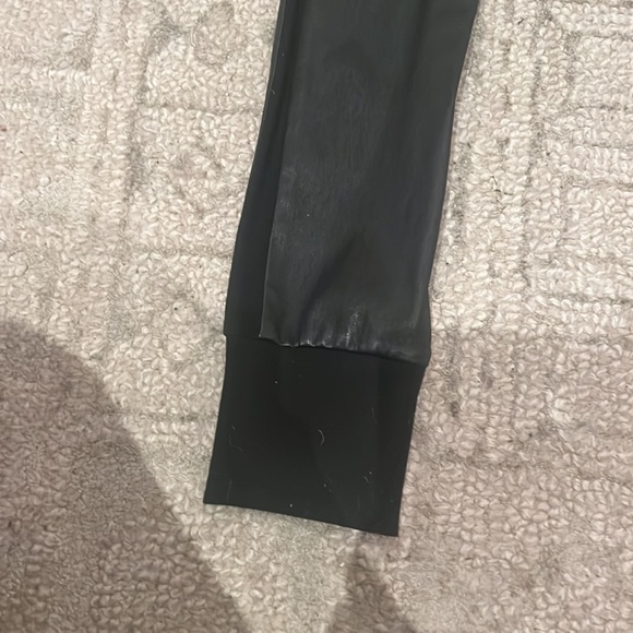 🔥NWOT  Vince Buttery Soft leather leggings new without tag - Picture 3 of 6